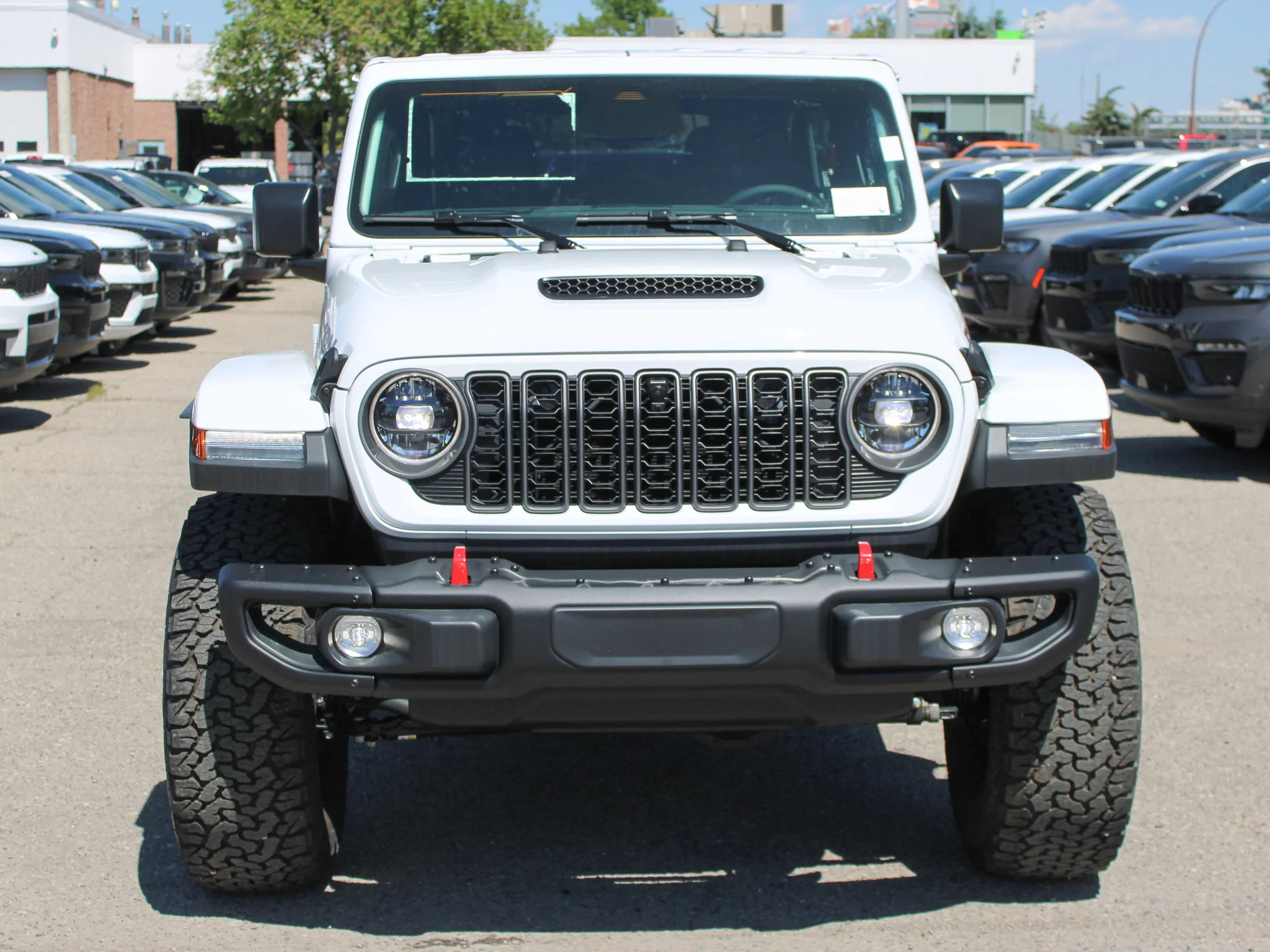 New 2026 White Jeep Rubicon X* 4 Door 4x4, 35 Inch Tires, Steel Bumpers image 7