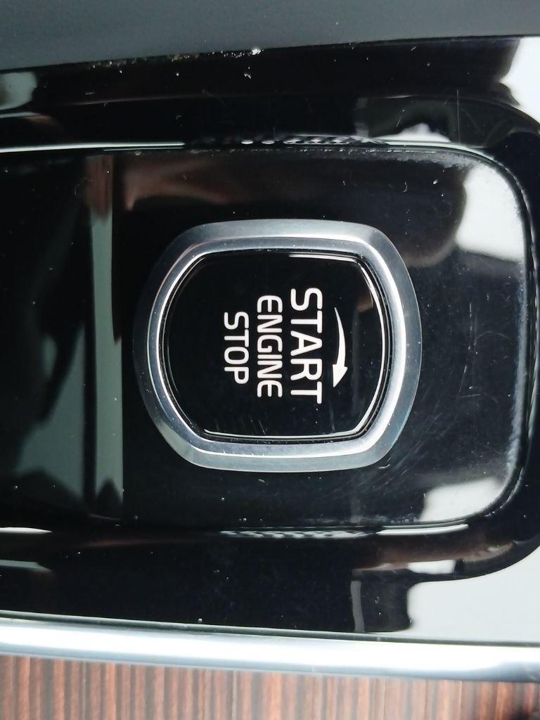 2025 Volvo V60 Cross Country Plus - Photo 28