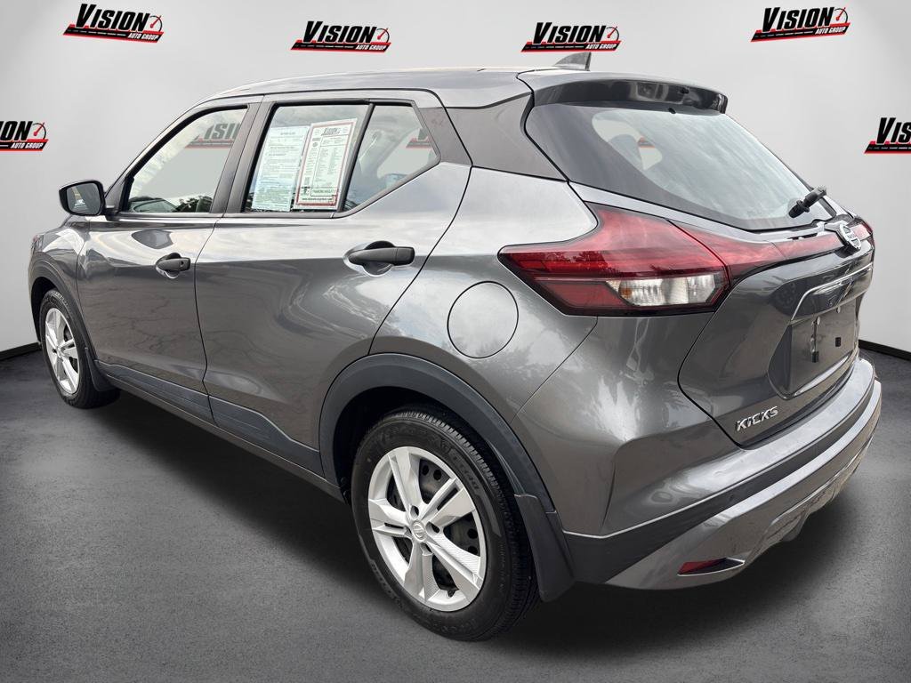 Used 2021 Gray Nissan S image 8