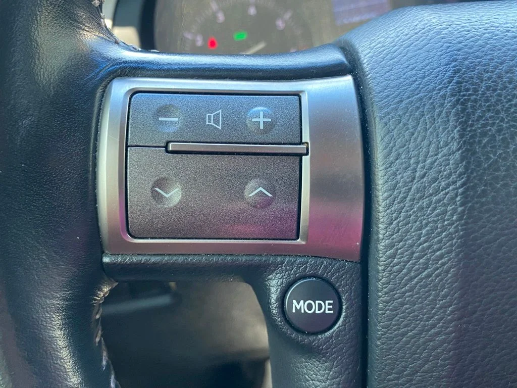Used 2014 Gray Lexus 460 image 28