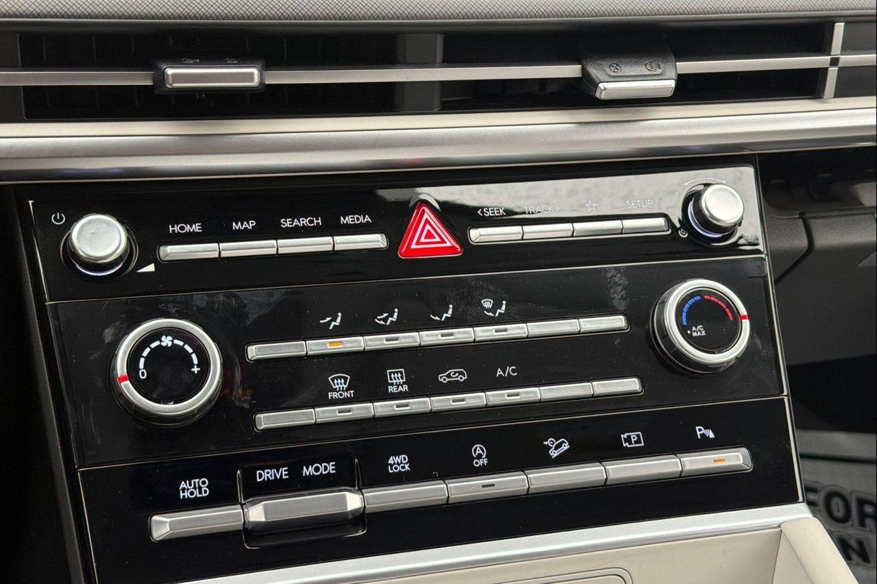 New 2026 Black Hyundai SE AWD image 28