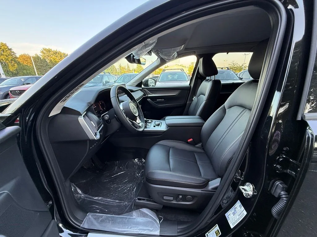 New 2026 Black Mazda 3.3 Turbo Premium image 11