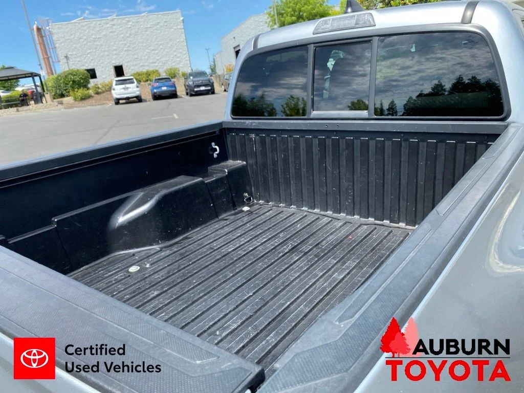 Certified Used 2022 Silver Toyota SR image 13