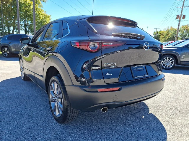 Used 2021 Black Mazda Select image 4