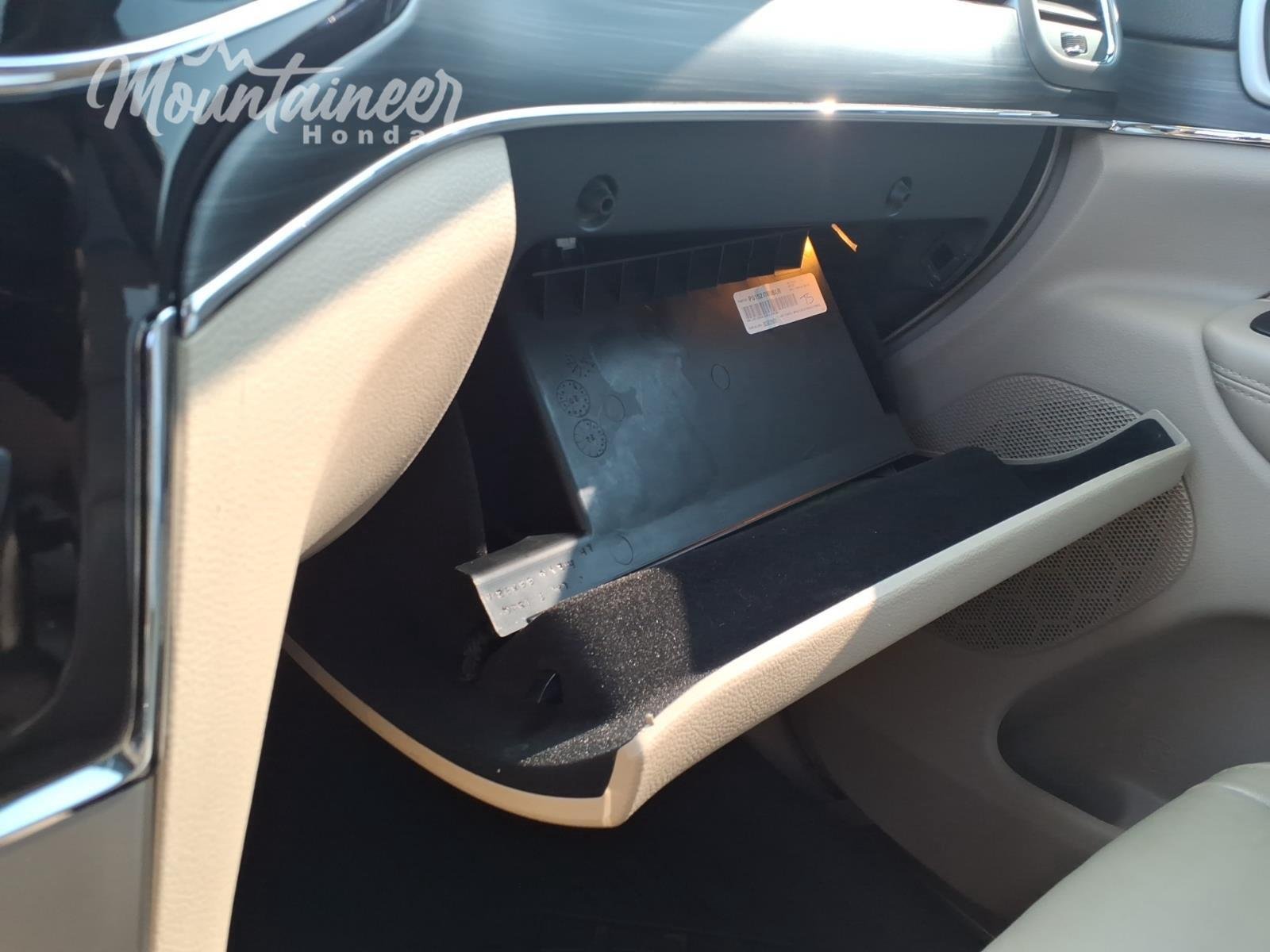 Used 2021 Slate Blue Pearlcoat Jeep Limited image 38