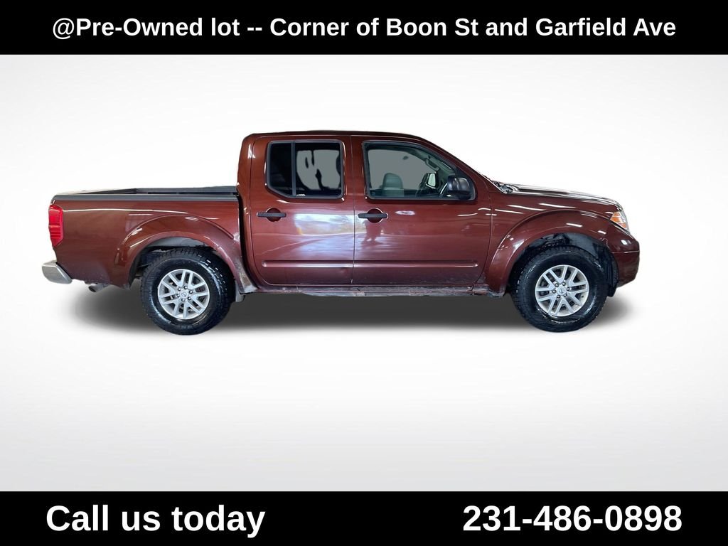 Used 2016 Brown Nissan SV image 6