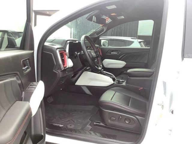 2024 GMC Canyon AT4X - Photo 10