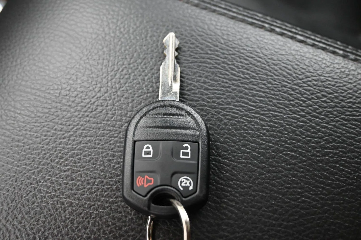 Used 2012 Red Candy Metallic Tinted Clearcoat Ford Lariat image 22