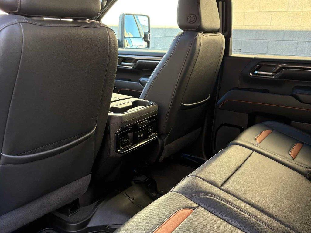 Used 2024 Onyx Black GMC AT4 image 11