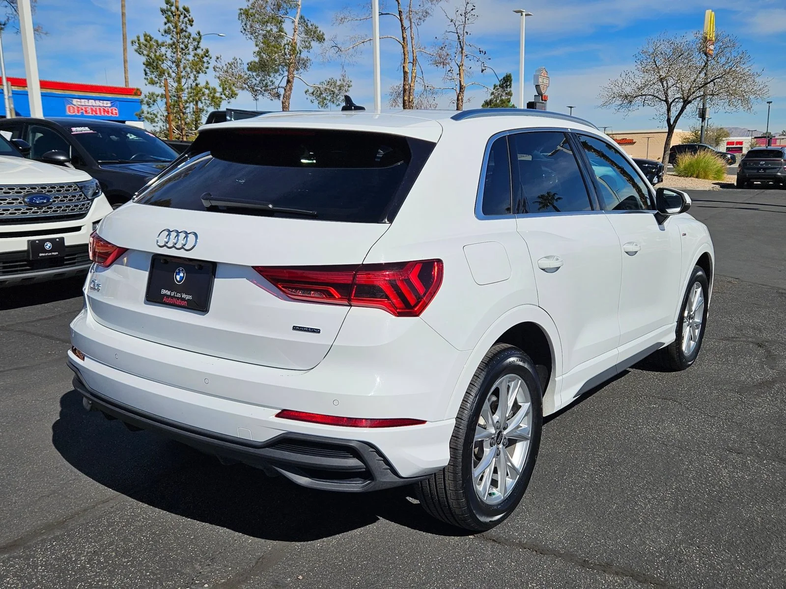 Used 2025 Glacier White Metallic Audi S line Premium image 4