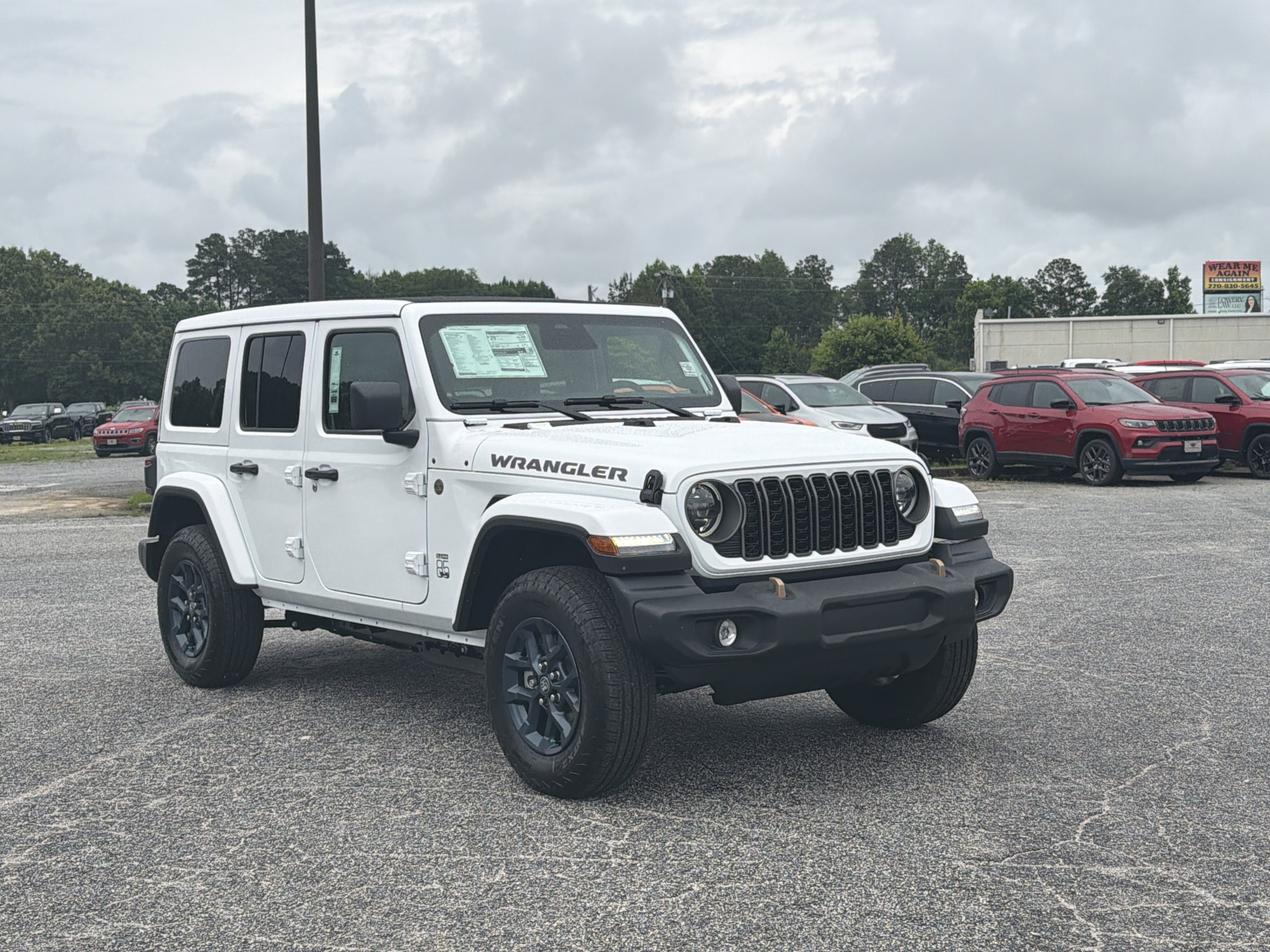 New 2026 Bright White Clear-Coat Exterior Paint Jeep 85th Anniversary image 2