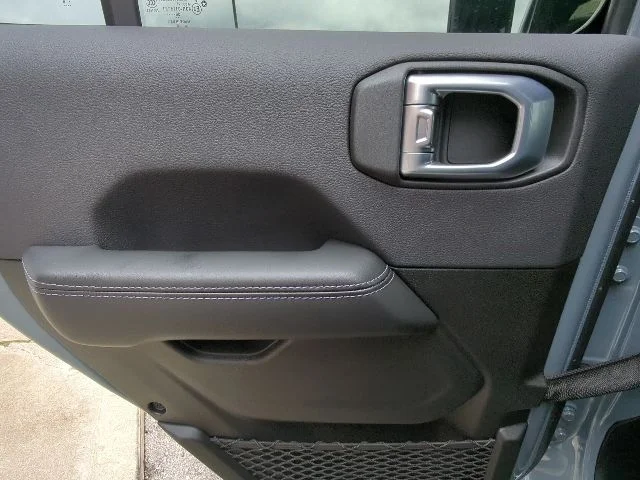 New 2026 Gray Jeep  image 25