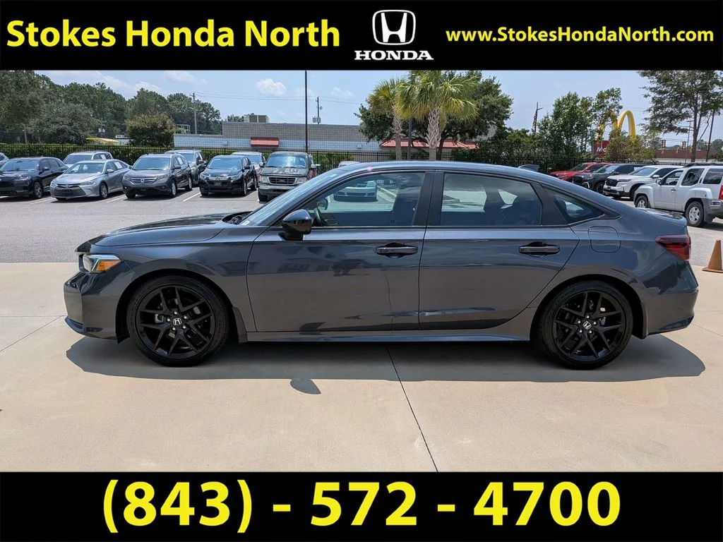 Certified Used 2025  Honda Sport image 9