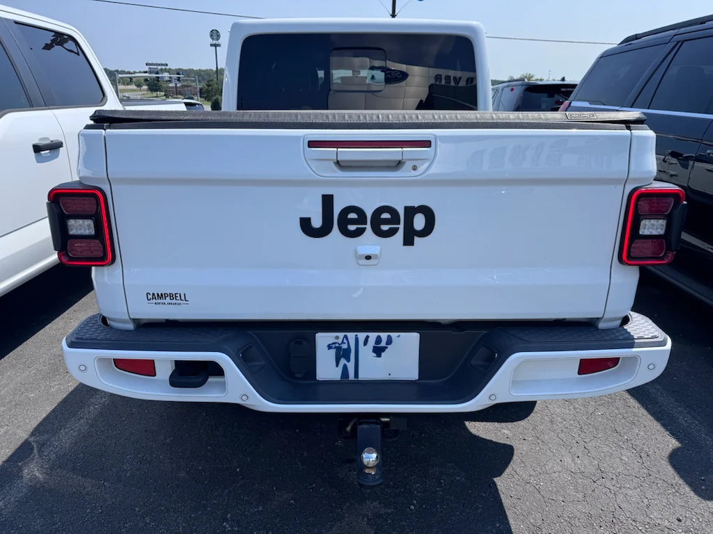 Used 2023 Bright White Clearcoat Jeep High Altitude image 8