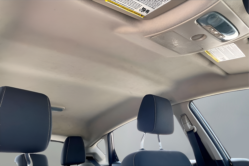 Used 2019 Gray Ford SE image 24