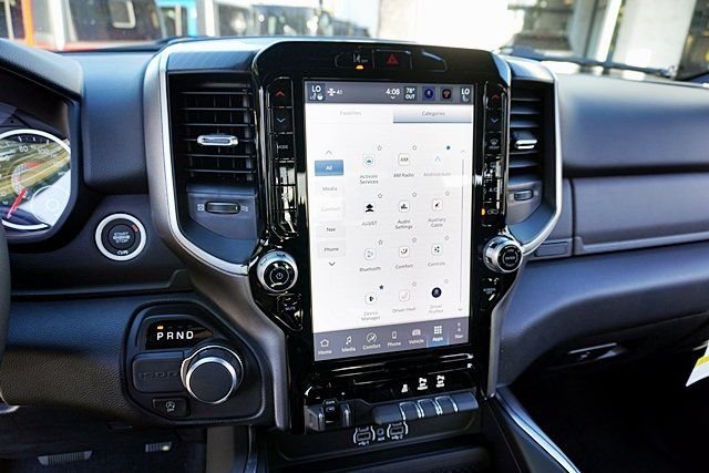 New 2026 Granite Crystal Metallic Clear-Coat Exterior Paint RAM Big Horn Sport Appearance Edition image 33