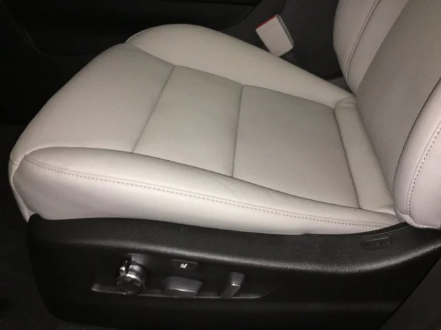Used 2020 Gray Cadillac Premium Luxury image 23