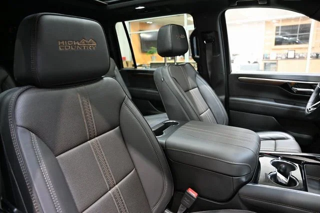 2026 Chevrolet Suburban High Country - Photo 11