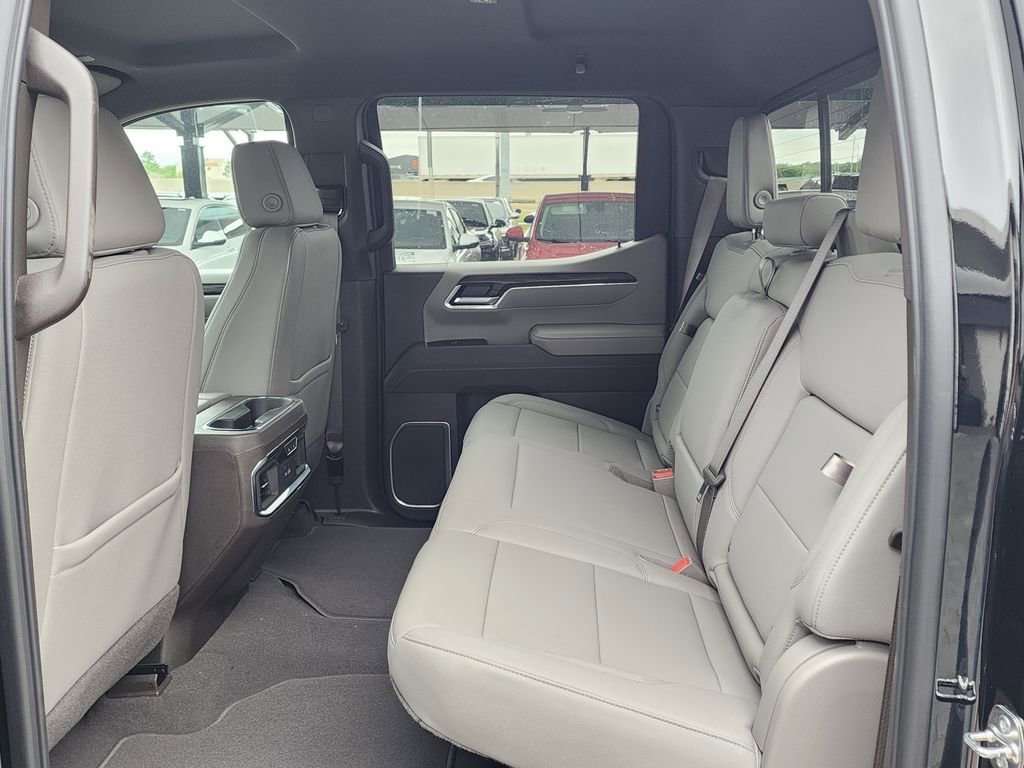 2026 GMC Sierra 1500 SLT - Photo 42