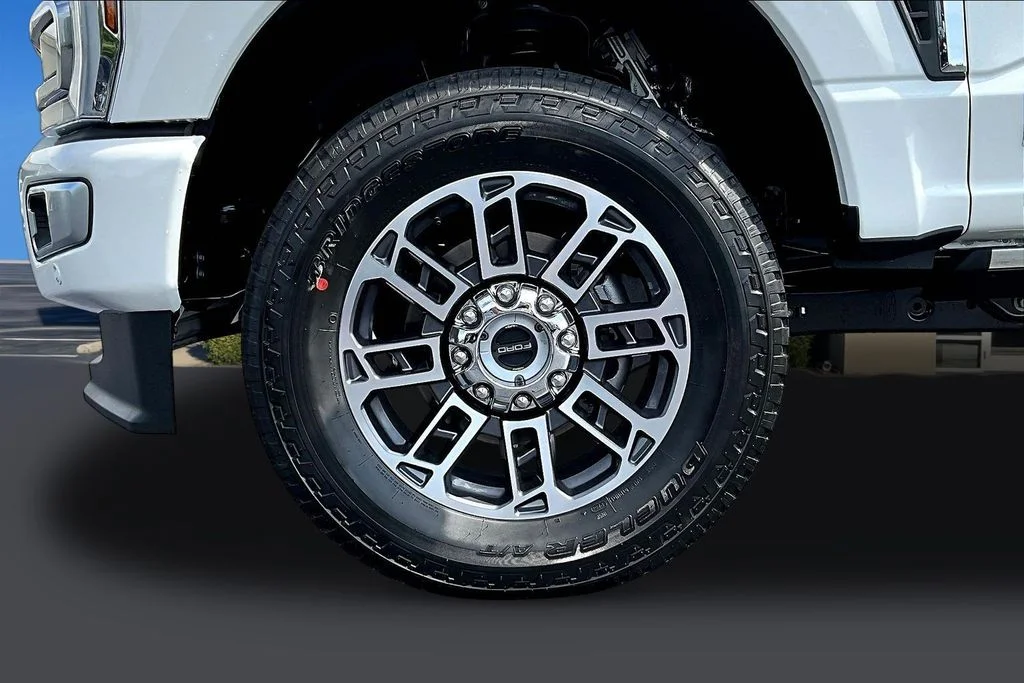 New 2026 Star White Metallic Tri-Coat Ford F-350® Platinum® image 13
