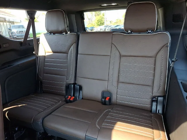New 2026 Summit White GMC Denali Ultimate image 10
