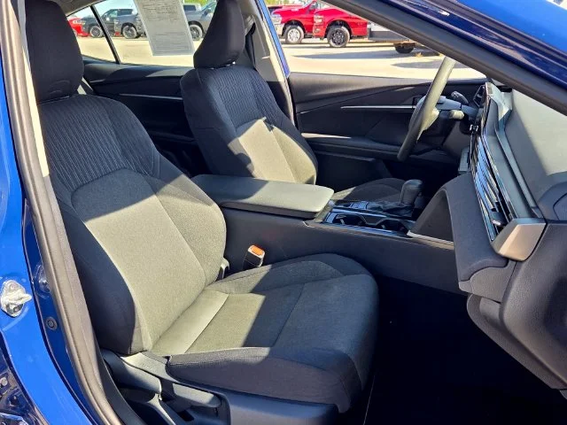 Used 2025 Blue Toyota LE image 18