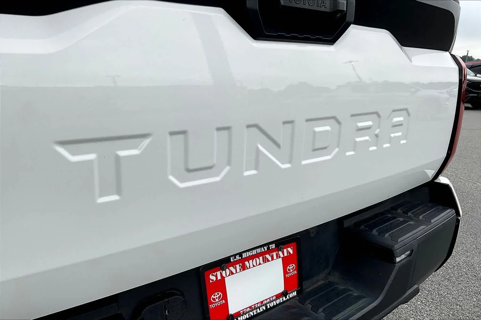 Used 2025 Ice Cap Toyota SR5 image 59