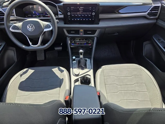 2026 Volkswagen Taos SE Black - Photo 10
