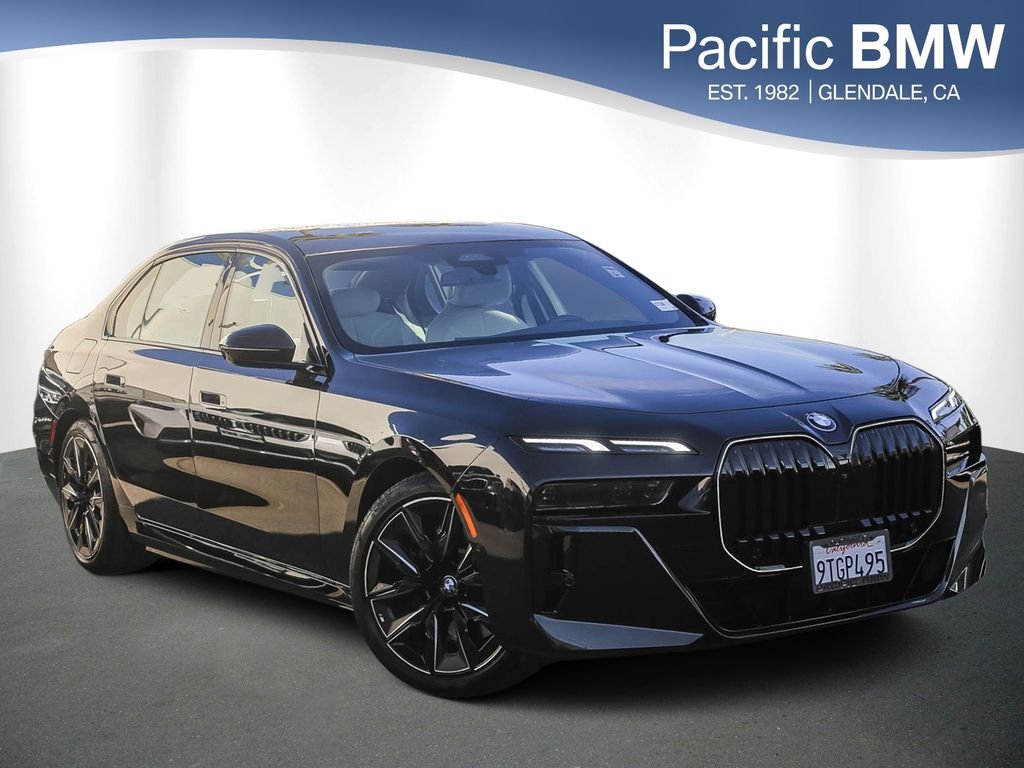 2025 BMW 7 Series 750e xDrive Sedan's photo