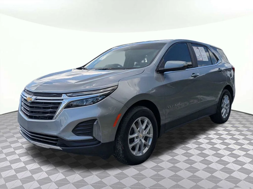 Used 2024 Gray Chevrolet LT image 7