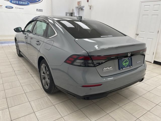 Used 2024 Gray Honda EX-L image 18