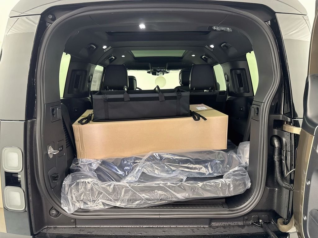 New 2026 Gondwana Stone Land Rover X-Dynamic SE image 27