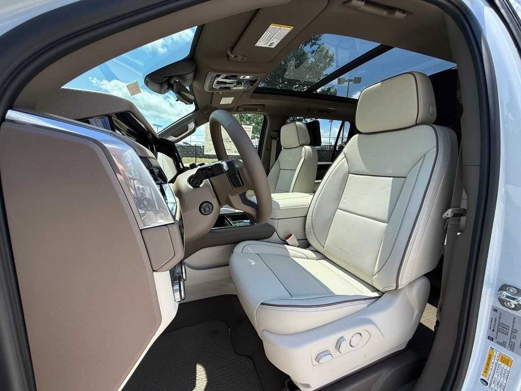 2026 GMC Yukon XL Denali - Photo 5