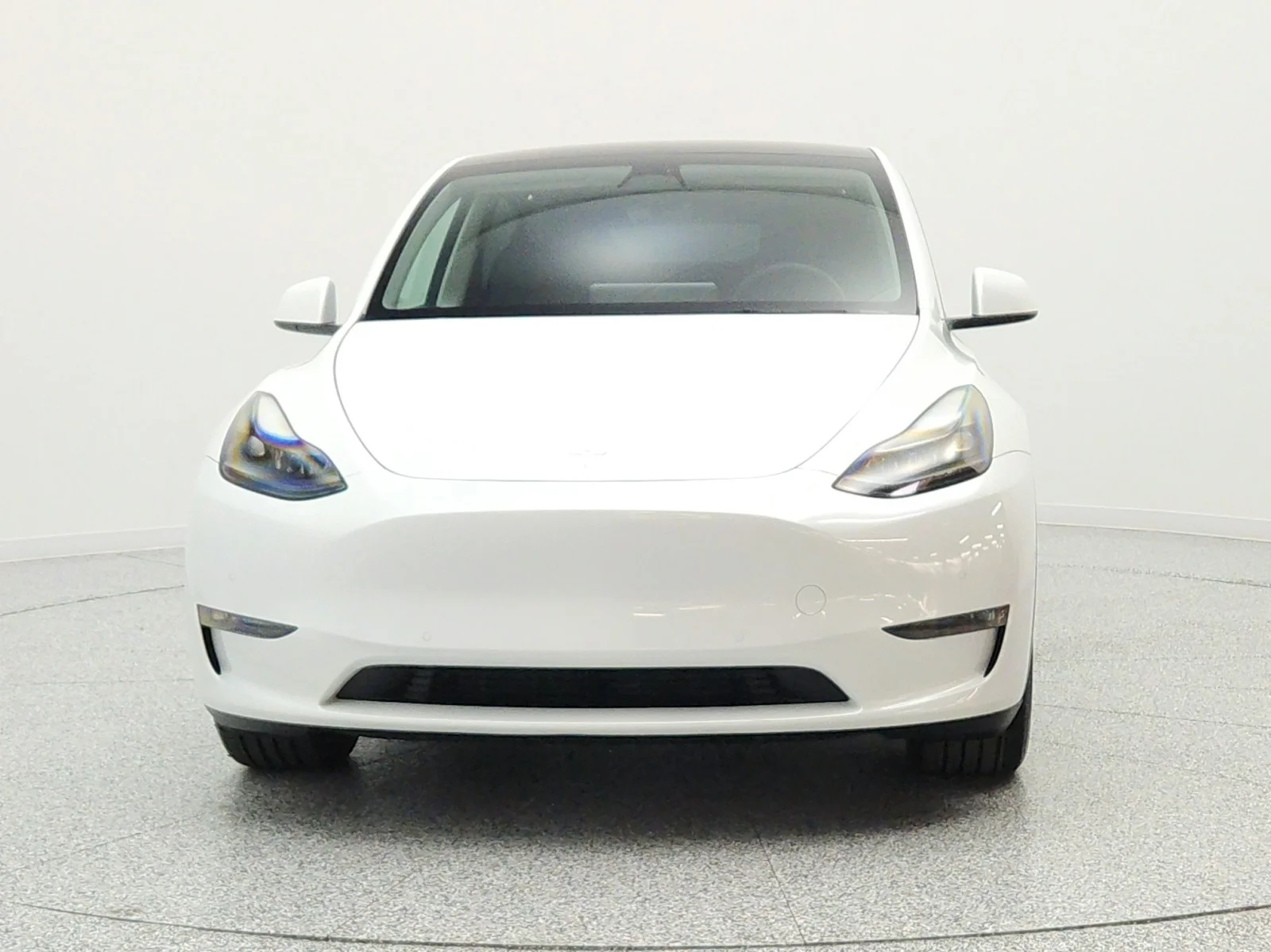 Used 2022 Pearl White Multi-Coat Tesla Long Range AWD image 2