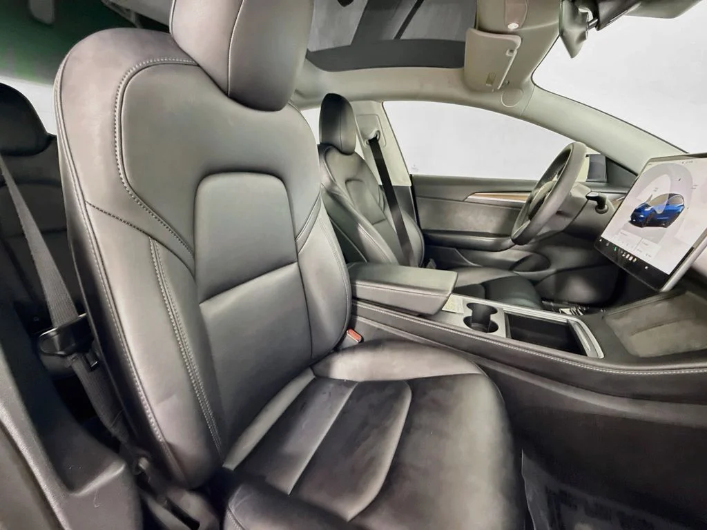 Used 2022 Blue Tesla Performance image 29