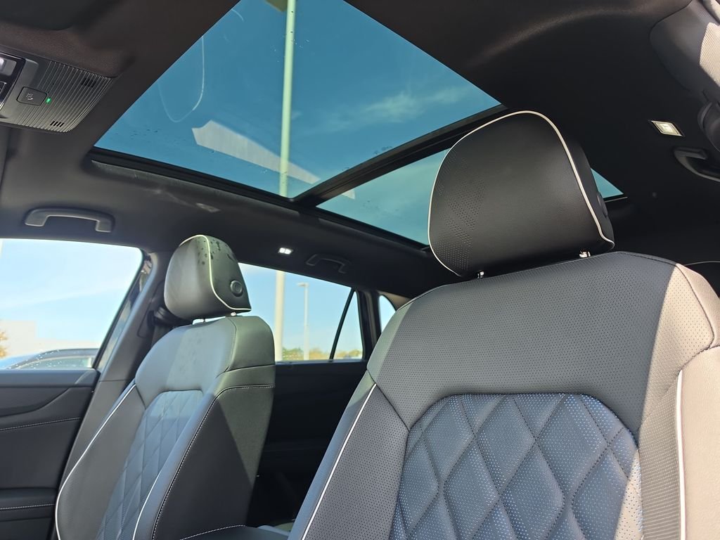 New 2026 Black Volkswagen 2.0T SEL Premium R-Line image 10