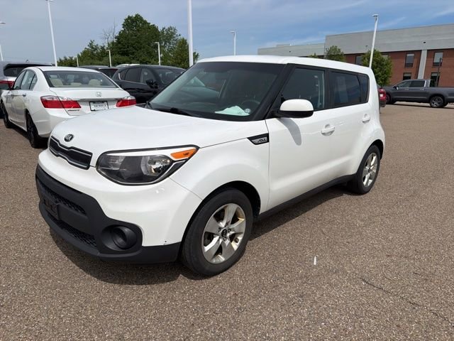 2017 Kia Soul 1.6L Base 6 A/T's photo