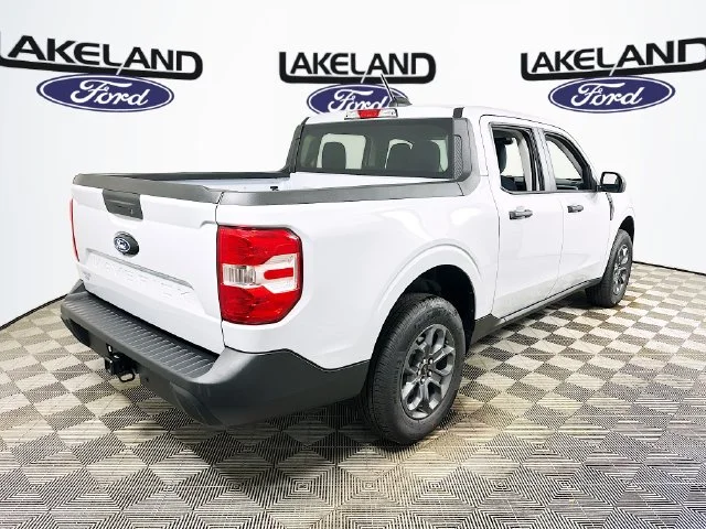 New 2026 White Ford XLT image 3