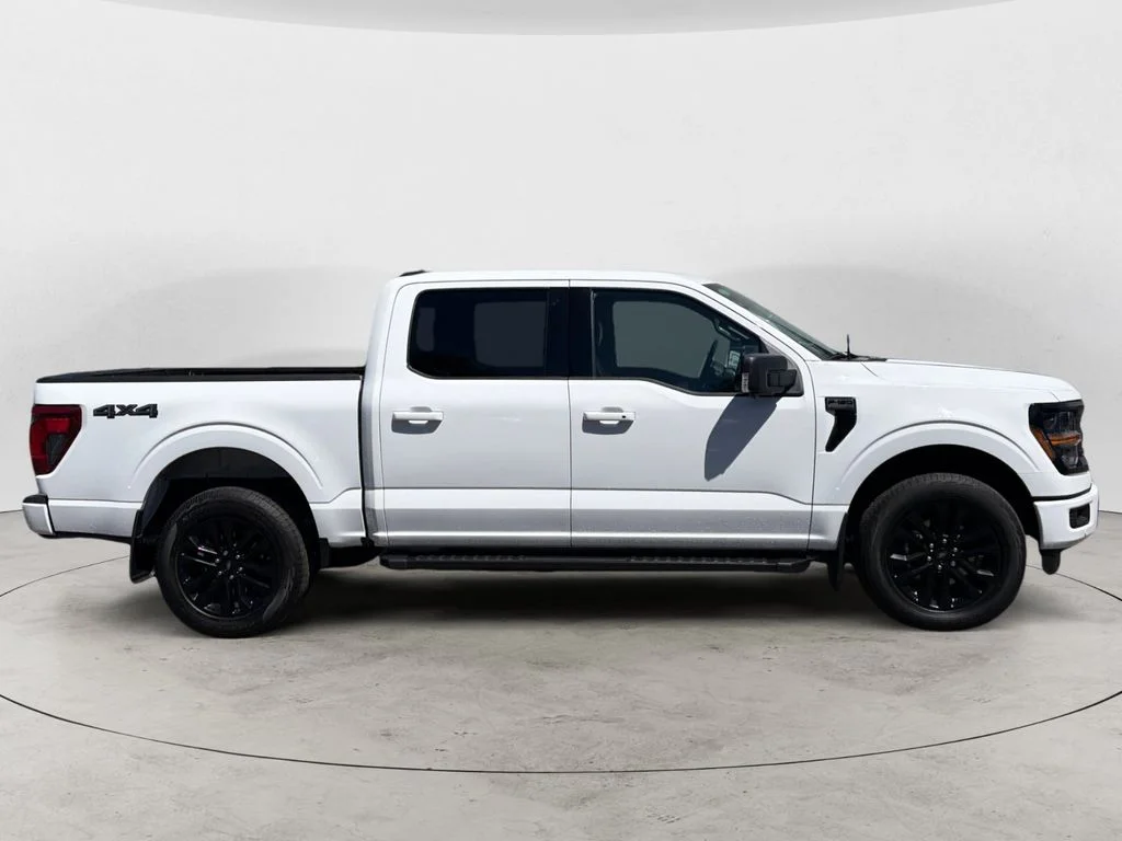 Used 2024 White Ford XLT image 4