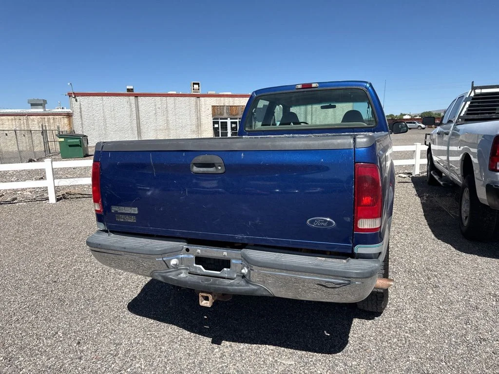 Used 1999 Deep Wedgewood Blue Clearcoat Metallic Ford XL image 19