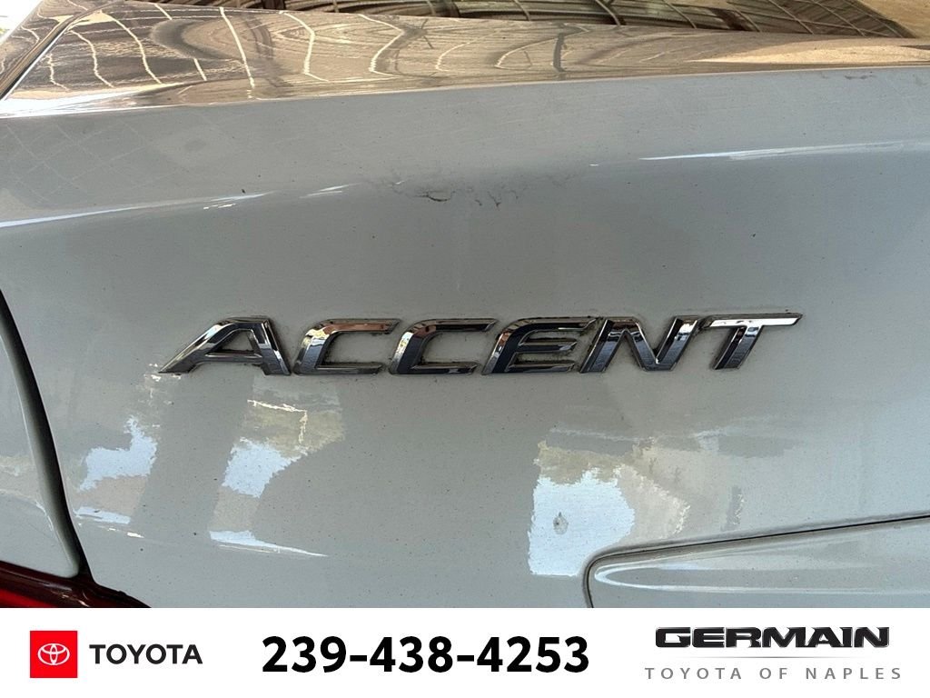 Used 2015 White Hyundai GLS image 7