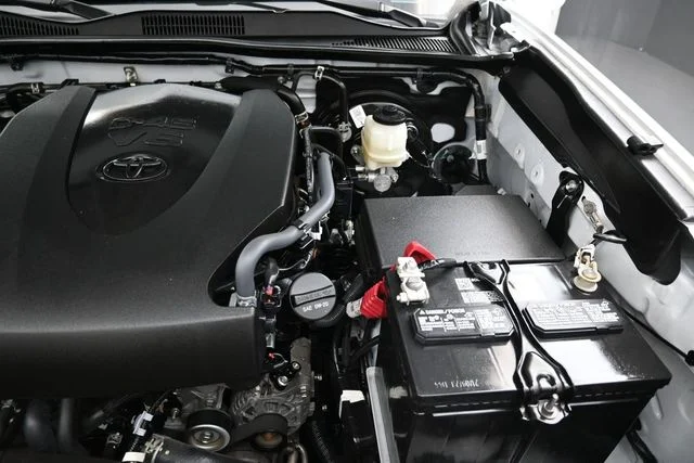 Used 2023 White Toyota SR image 28