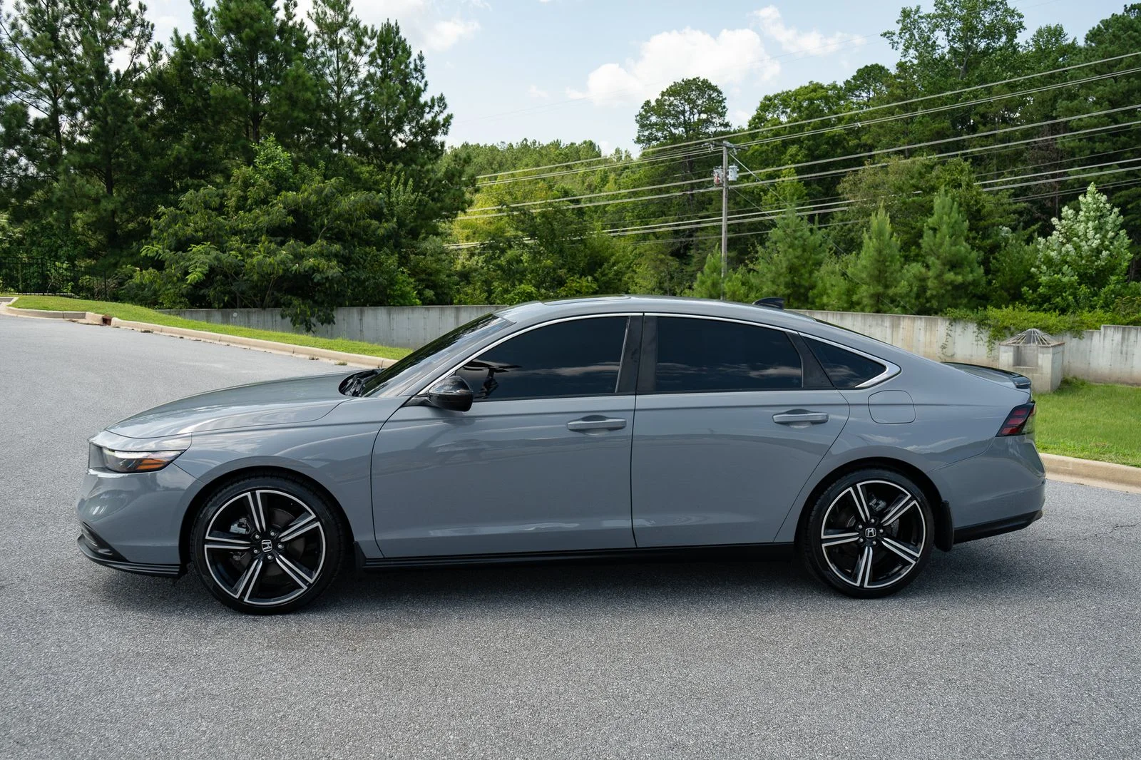 Used 2023  Honda Sport image 5