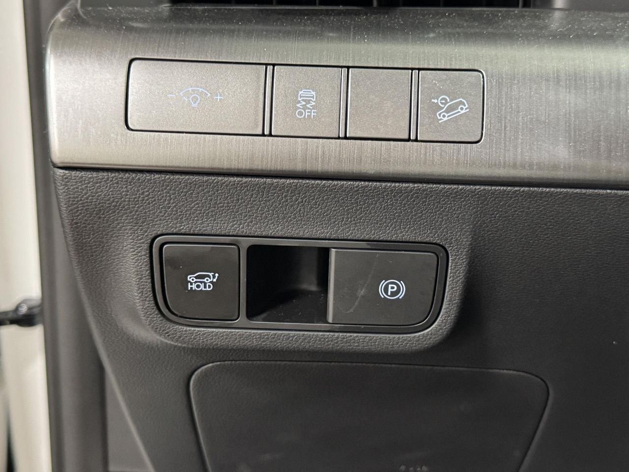New 2026 Atlas White Hyundai Limited AWD image 28