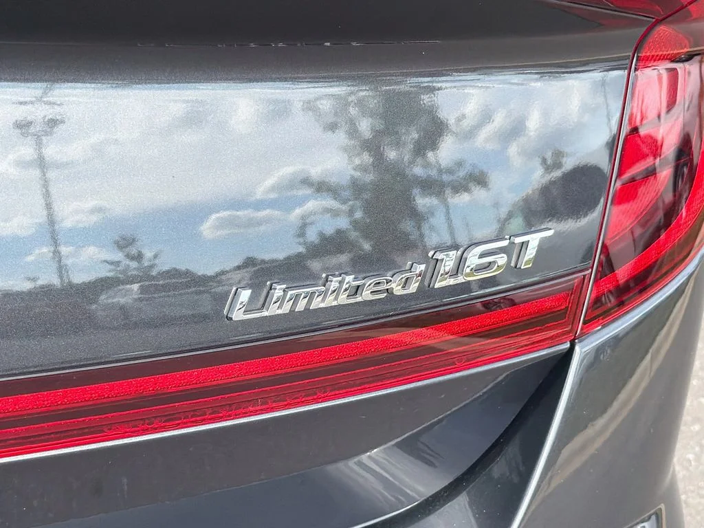 Used 2020 Gray Hyundai Limited image 31