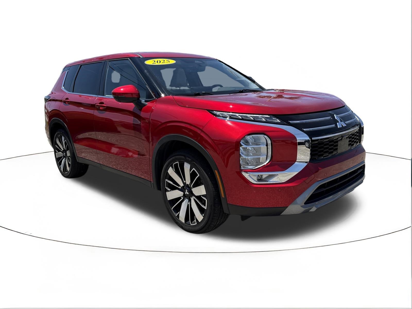 2025 Mitsubishi Outlander SE 2WD's photo