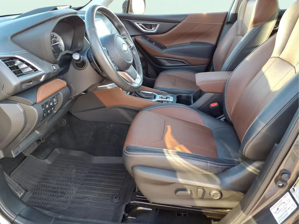 Used 2022 Gray Subaru Touring image 18