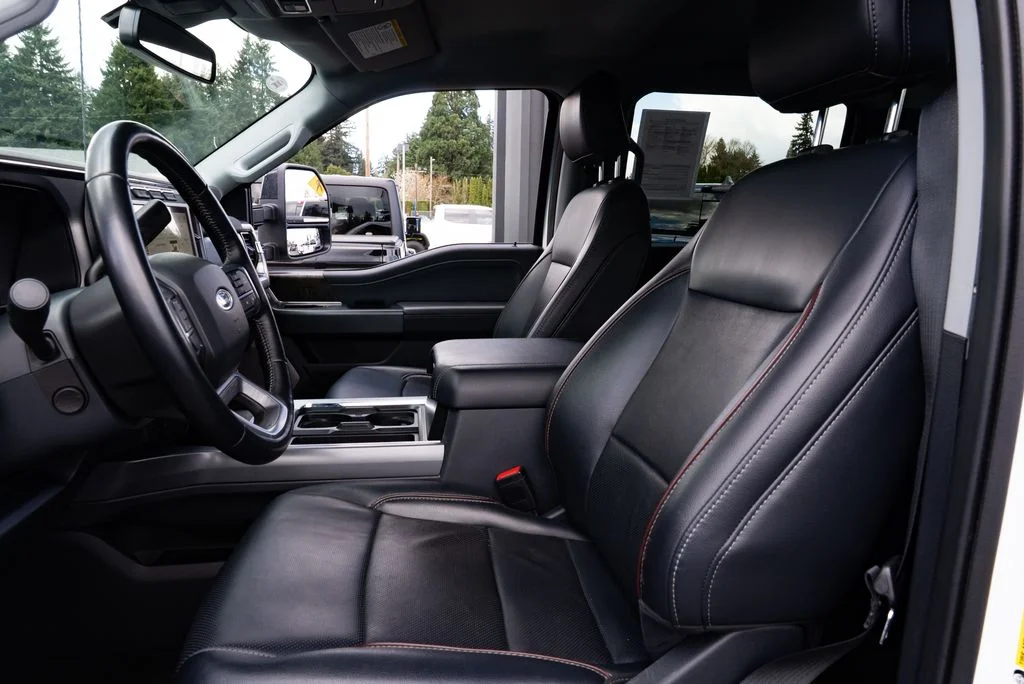 Used 2024 White Ford Lariat image 19