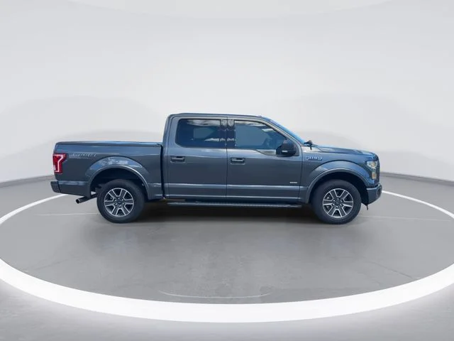 Used 2016 Gray Ford XLT image 8