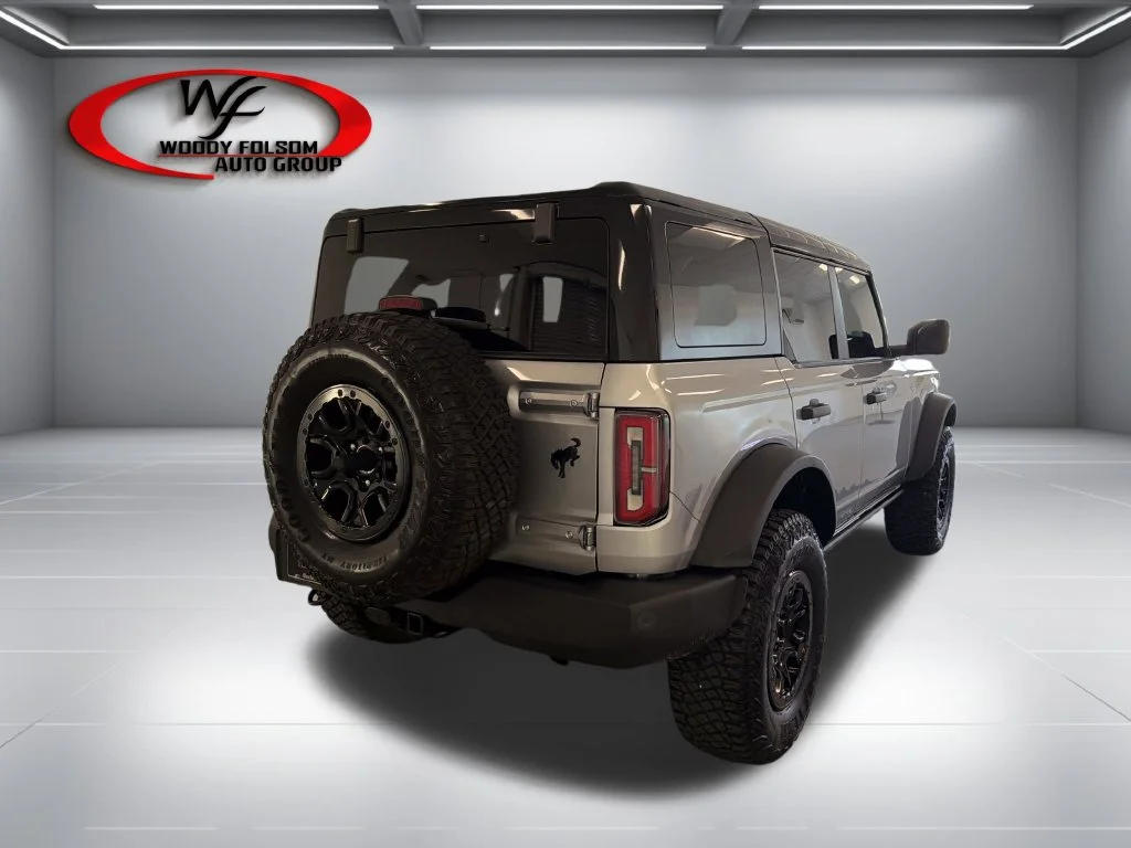 Used 2024 Silver Ford Wildtrak image 6